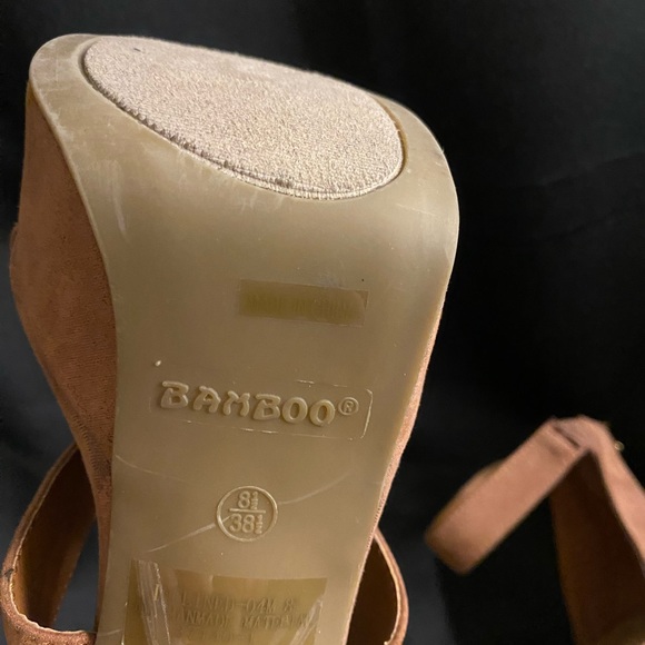 Mauve pink platforms with gold lined heel ✨ - Picture 6 of 7